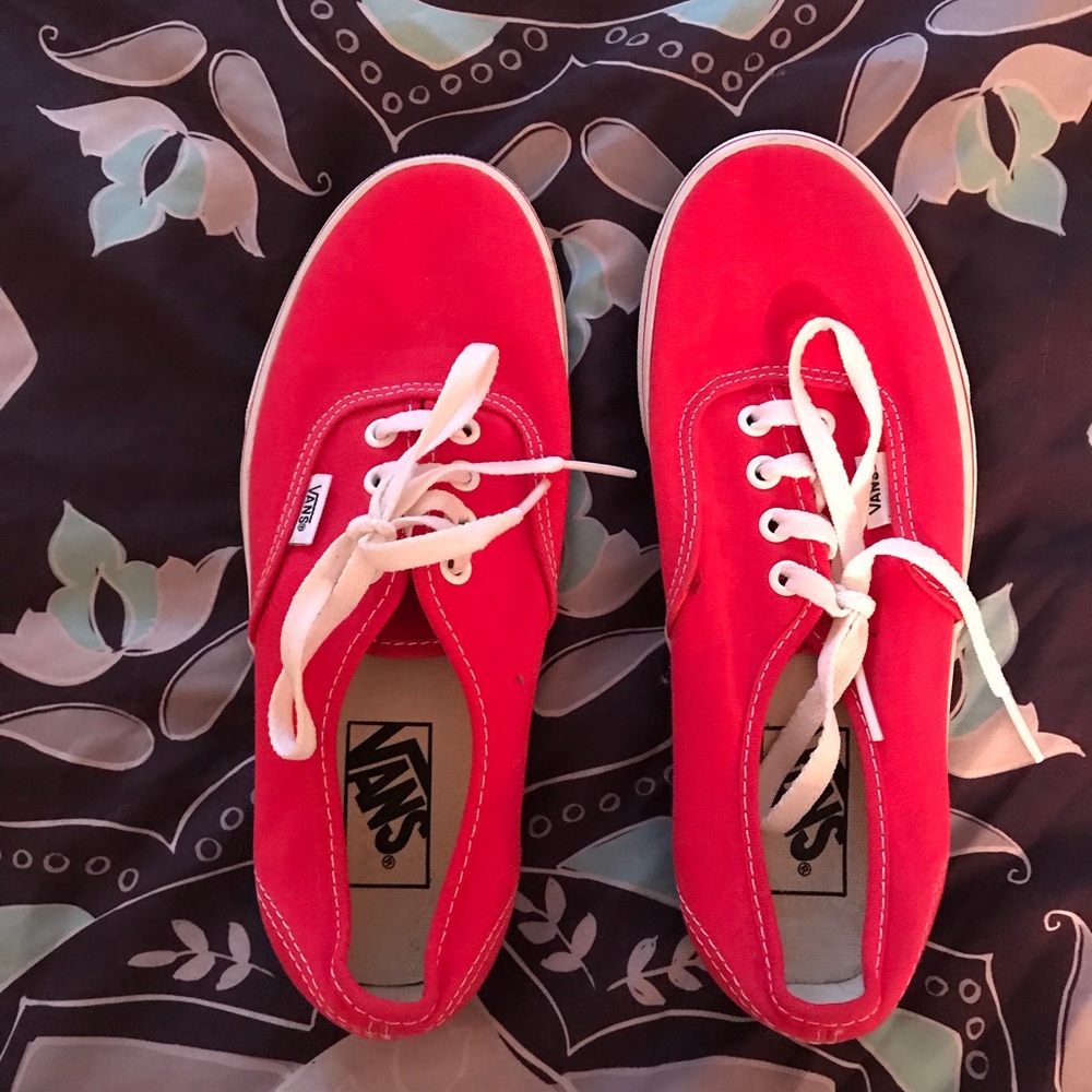 Red vans sneakers only worn once